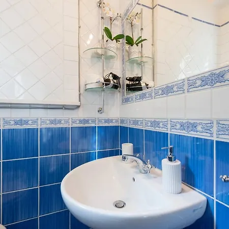 Weekend Near Piazza Ognissanti